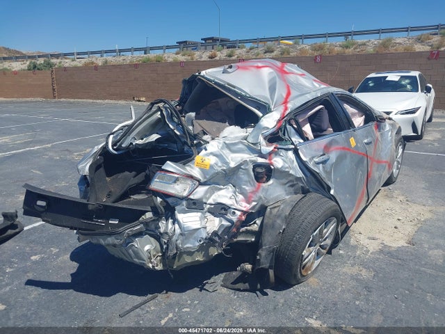 1G1ZF5SU3JF129554 Chevrolet MALIBU HYBRID