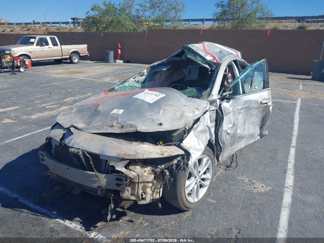 1G1ZF5SU3JF129554 Chevrolet MALIBU HYBRID