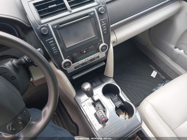 4T1BD1FK1EU104987 Toyota Camry Hybrid Le