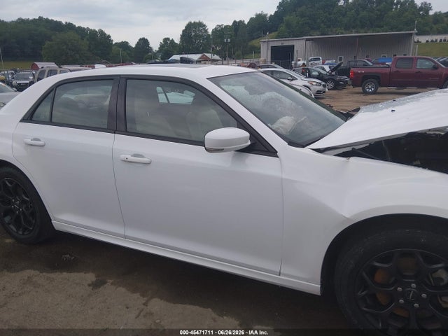 45471711 :رقم المزاد ، 2C3CCASG6PH677682 vin ، 2023 Chrysler 300 Touring L Awd مزاد بيع