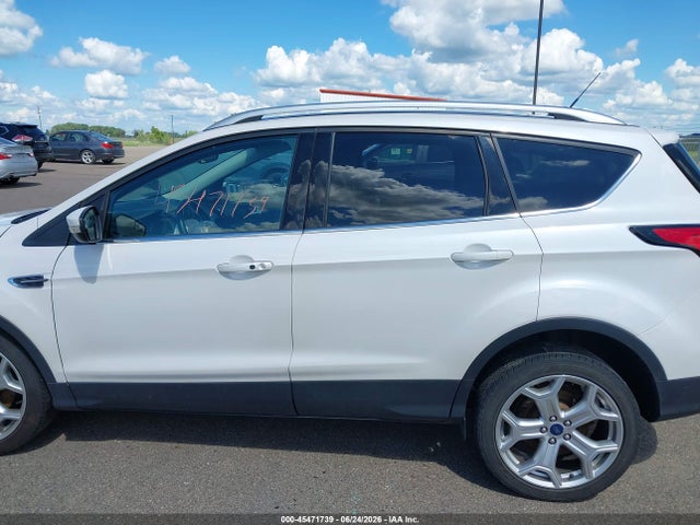 2019 Ford Escape Titanium მანქანა იყიდება აუქციონზე, vin: 1FMCU9J94KUB04226, აუქციონის ნომერი: 45471739