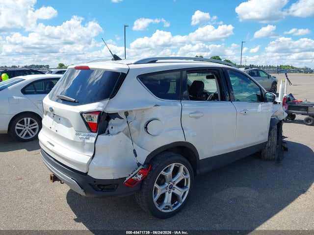 2019 Ford Escape Titanium მანქანა იყიდება აუქციონზე, vin: 1FMCU9J94KUB04226, აუქციონის ნომერი: 45471739