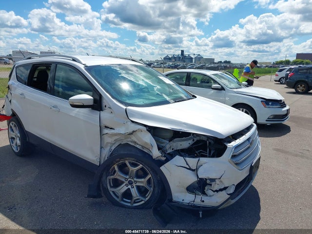 2019 Ford Escape Titanium მანქანა იყიდება აუქციონზე, vin: 1FMCU9J94KUB04226, აუქციონის ნომერი: 45471739