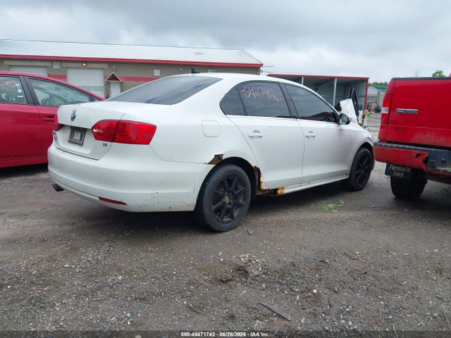3VWD17AJ7EM440054 Volkswagen Jetta 1.8t Se
