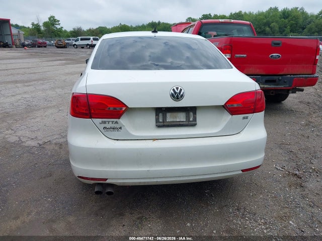 3VWD17AJ7EM440054 Volkswagen Jetta 1.8t Se