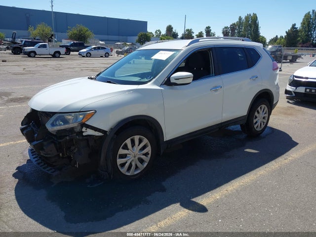 Nissan ROGUE S 2016 KNMAT2MT6GP672531 Image 2