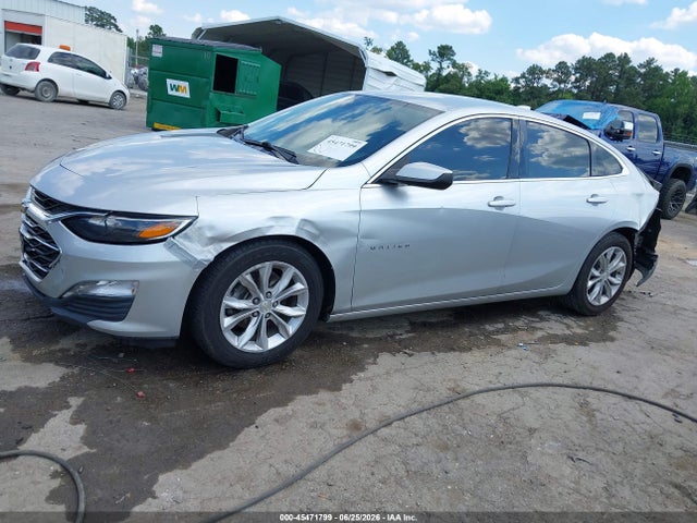 1G1ZD5ST6MF010379 Chevrolet Malibu Fwd Lt