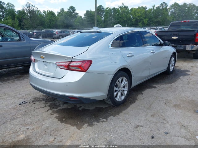 1G1ZD5ST6MF010379 Chevrolet Malibu Fwd Lt