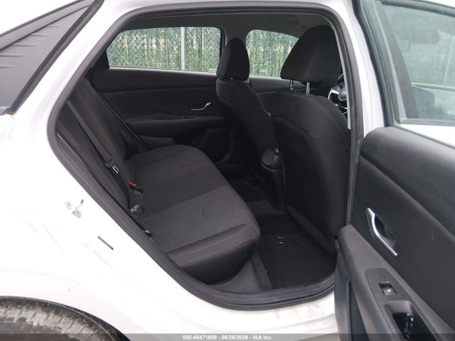 5NPLL4AGXMH049318 Hyundai ELANTRA SE