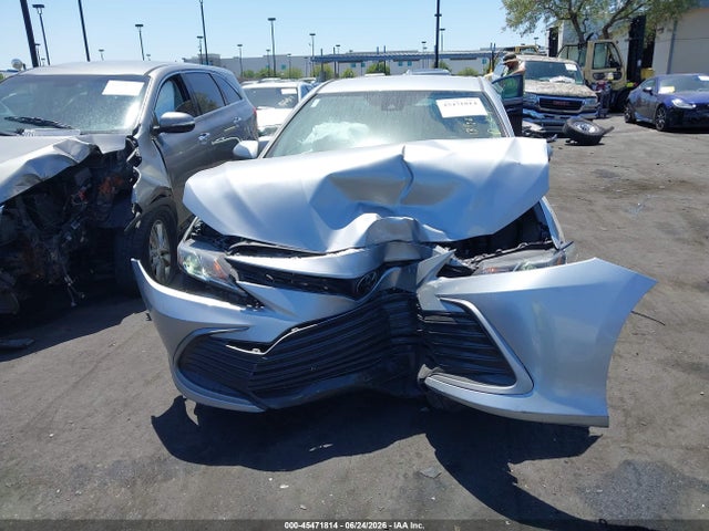 Toyota CAMRY LE 2022 4T1C11AKXNU719123 Image 12