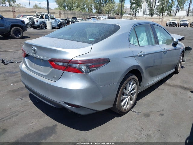 Toyota CAMRY LE 2022 4T1C11AKXNU719123 Image 4
