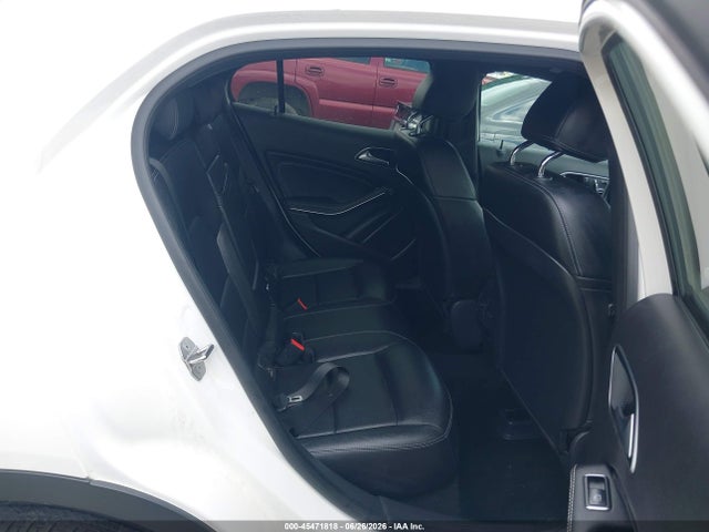 45471818 :رقم المزاد ، WDCTG4GB5KJ553239 vin ، 2019 Mercedes-benz Gla 250 4matic مزاد بيع
