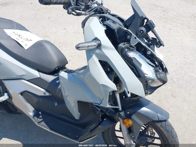 Honda Adv160 A 2026 MLHKF5456T5201268 Image 16