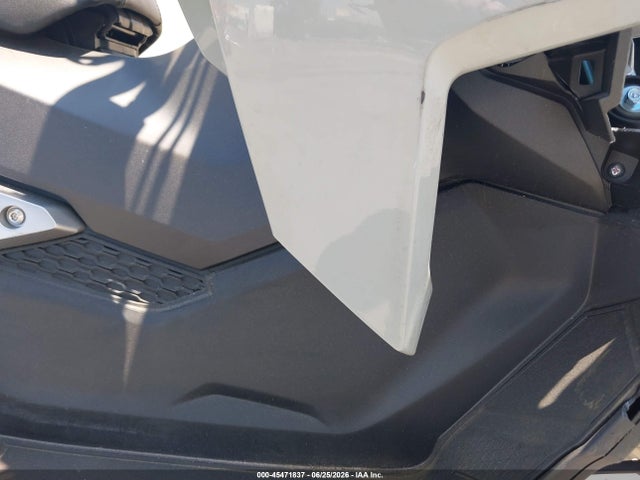 Honda Adv160 A 2026 MLHKF5456T5201268 Image 8