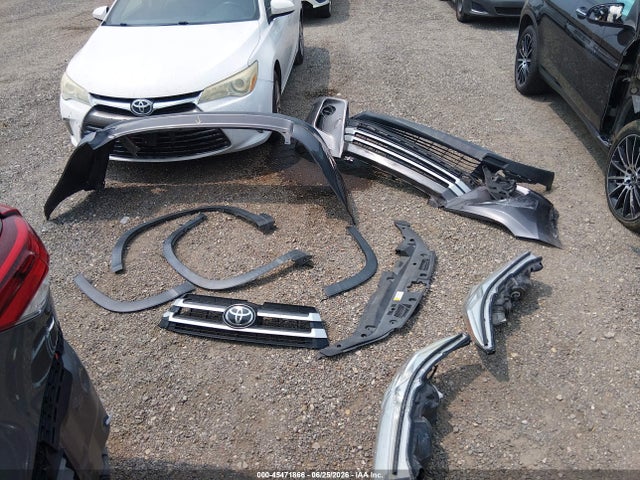45471866 :رقم المزاد ، 5TDZARFH0KS057403 vin ، 2019 Toyota Highlander Le مزاد بيع