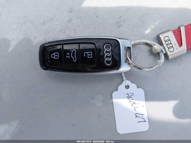 2022 Audi Q7 Premium Plus 55 Tfsi Quattro Tiptronic მანქანა იყიდება აუქციონზე, vin: WA1LXBF79ND018709, აუქციონის ნომერი: 45471874