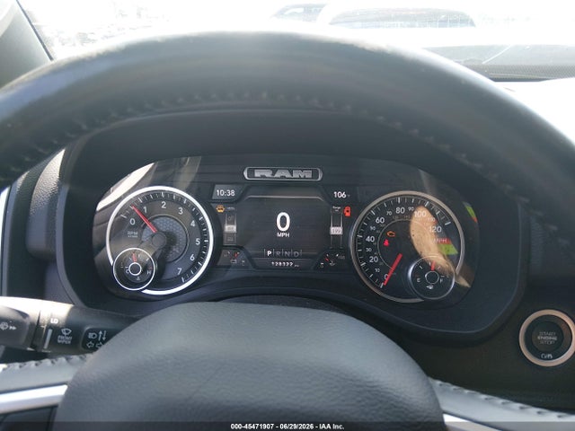 Продажа на аукционе авто 2022 Ram 1500 Big Horn  4x4 6'4 Box, vin: 1C6SRFBT5NN160207, номер лота: 45471907
