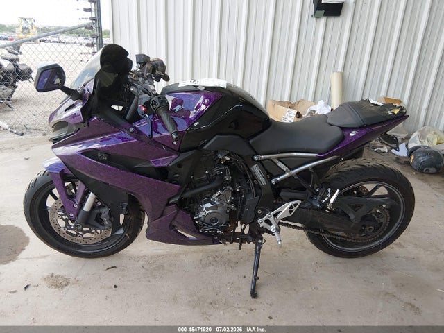Suzuki Gsx800 F 2024 JS1EM13B8R7100455 Image 12