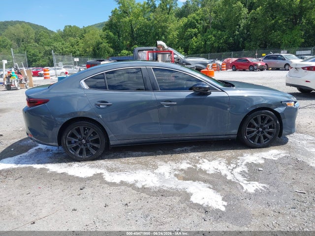 45471950 :رقم المزاد ، 3MZBPACLXNM314921 vin ، 2022 Mazda Mazda3 Carbon Edition مزاد بيع