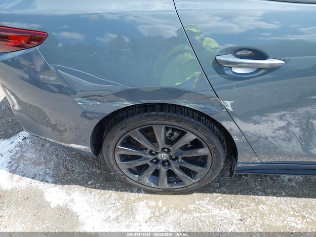 45471950 :رقم المزاد ، 3MZBPACLXNM314921 vin ، 2022 Mazda Mazda3 Carbon Edition مزاد بيع