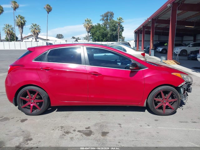 2015 Hyundai Elantra Gt მანქანა იყიდება აუქციონზე, vin: KMHD35LH3FU240812, აუქციონის ნომერი: 45471954