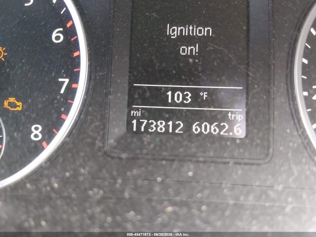 2014 Volkswagen Tiguan R-line მანქანა იყიდება აუქციონზე, vin: WVGAV3AX4EW537697, აუქციონის ნომერი: 45471973