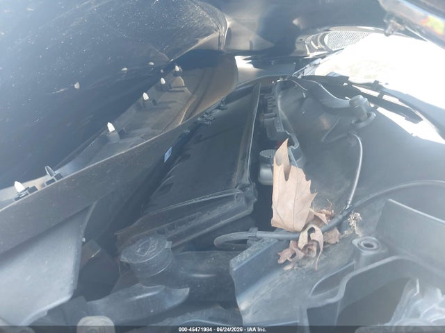 2022 Tesla Model Y Long Range Dual Motor All-wheel Drive მანქანა იყიდება აუქციონზე, vin: 7SAYGDEE6NA008493, აუქციონის ნომერი: 45471984