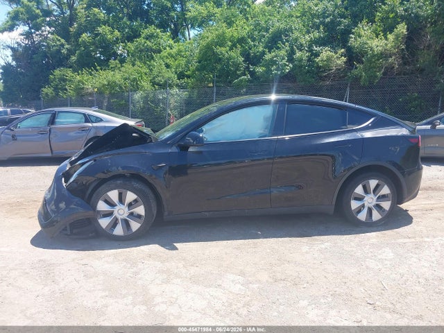 2022 Tesla Model Y Long Range Dual Motor All-wheel Drive მანქანა იყიდება აუქციონზე, vin: 7SAYGDEE6NA008493, აუქციონის ნომერი: 45471984