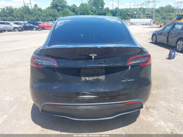 2022 Tesla Model Y Long Range Dual Motor All-wheel Drive მანქანა იყიდება აუქციონზე, vin: 7SAYGDEE6NA008493, აუქციონის ნომერი: 45471984