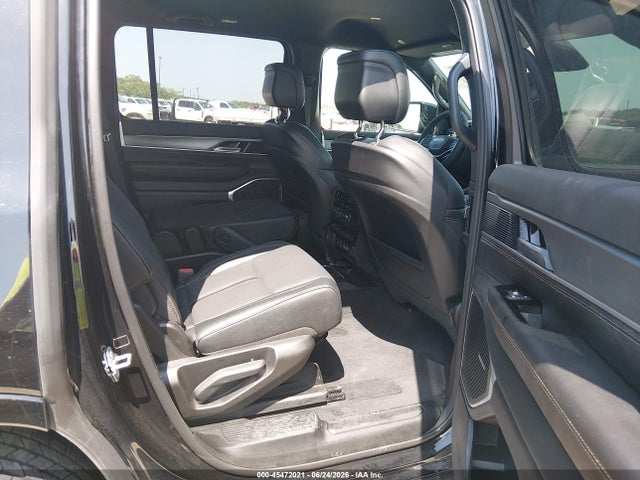 1C4SJVBP1TS163052 Jeep Grand Wagoneer Limited Altitude 4x4
