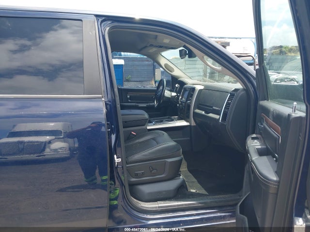 45472061 :رقم المزاد ، 3C6UR5FL4FG566194 vin ، 2015 Ram 2500 Laramie مزاد بيع
