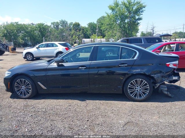 45472125 :رقم المزاد ، WBAJE7C37HG479229 vin ، 2017 Bmw 540i Xdrive مزاد بيع