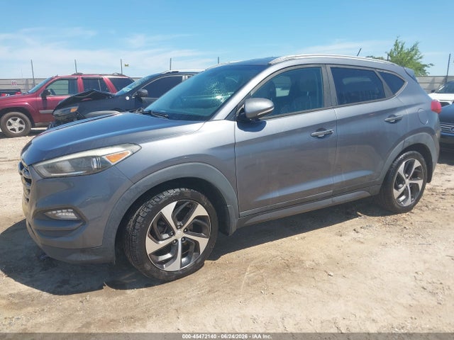 2016 Hyundai Tucson Sport მანქანა იყიდება აუქციონზე, vin: KM8J33A27GU179164, აუქციონის ნომერი: 45472140