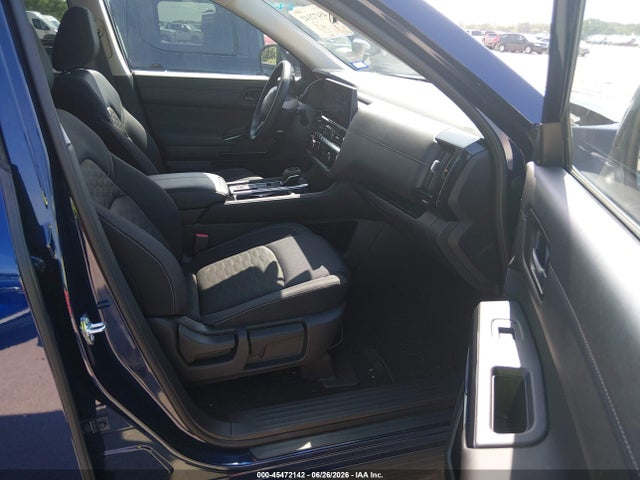 5N1DR3BS9TC236829 Nissan Pathfinder Sv