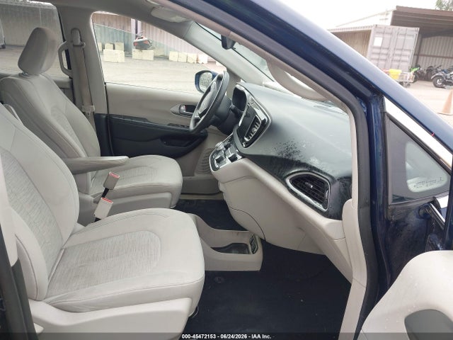 Продаж на аукціоні авто 2018 Chrysler Pacifica Hybrid Touring Plus, vin: 2C4RC1H79JR236546, номер лоту: 45472153