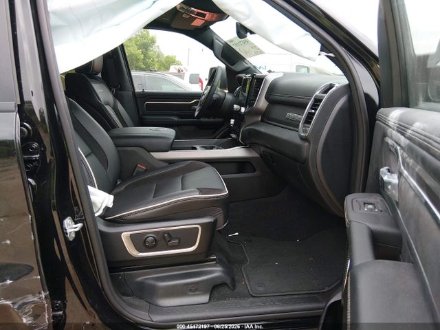 Aukcja sprzedaży 2026 Ram 1500 Laramie  4x4 5'7 Box, vin: 3C6SRFJPXT4175054, numer aukcji: 45472197