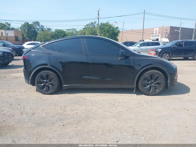 2025 Tesla Model Y Long Range Dual Motor Rear-wheel Drive მანქანა იყიდება აუქციონზე, vin: 7SAYGDED4SF313044, აუქციონის ნომერი: 45472204