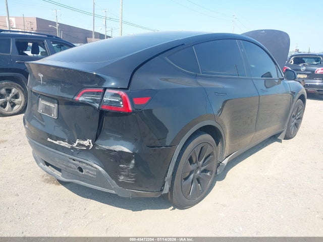 2025 Tesla Model Y Long Range Dual Motor Rear-wheel Drive მანქანა იყიდება აუქციონზე, vin: 7SAYGDED4SF313044, აუქციონის ნომერი: 45472204