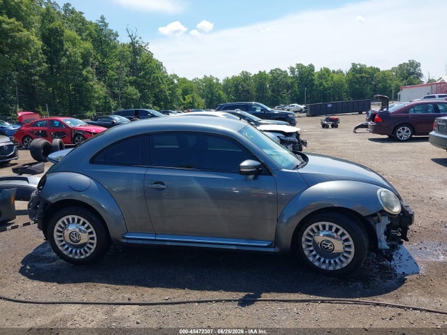 2016 Volkswagen Beetle 1.8t Se მანქანა იყიდება აუქციონზე, vin: 3VWJ17ATXGM616960, აუქციონის ნომერი: 45472307