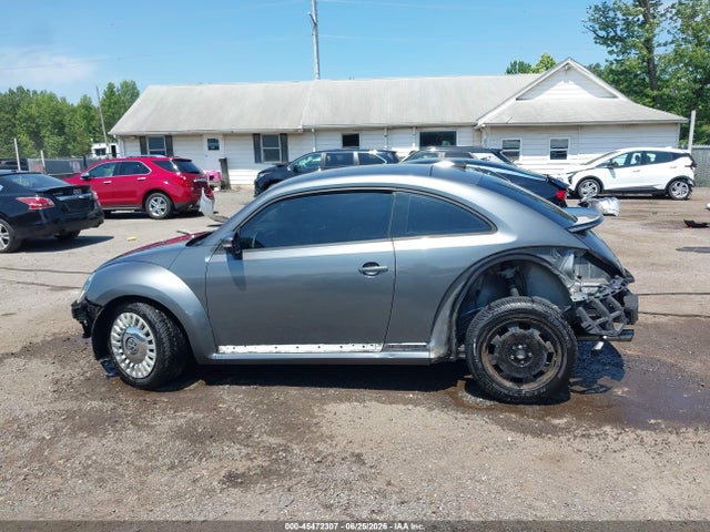 2016 Volkswagen Beetle 1.8t Se მანქანა იყიდება აუქციონზე, vin: 3VWJ17ATXGM616960, აუქციონის ნომერი: 45472307