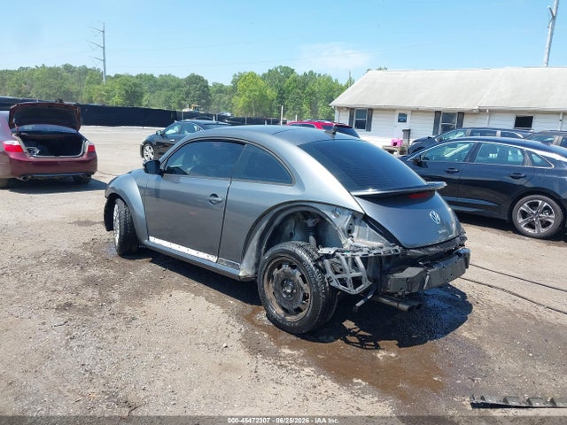 2016 Volkswagen Beetle 1.8t Se მანქანა იყიდება აუქციონზე, vin: 3VWJ17ATXGM616960, აუქციონის ნომერი: 45472307