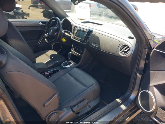 2016 Volkswagen Beetle 1.8t Se მანქანა იყიდება აუქციონზე, vin: 3VWJ17ATXGM616960, აუქციონის ნომერი: 45472307