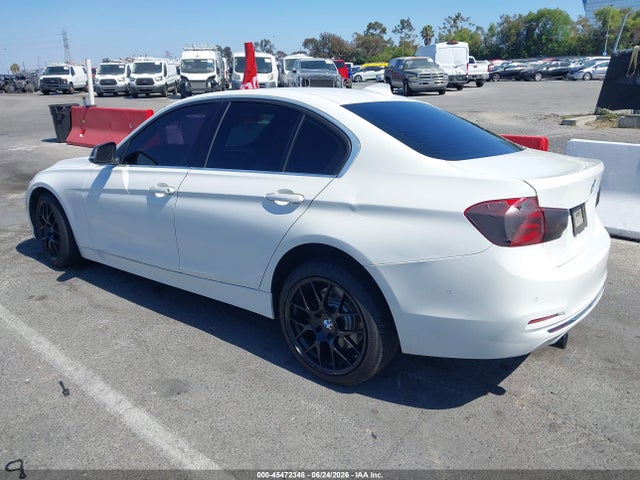 BMW 340i 2016 WBA8B3C59GK383468 Image 3