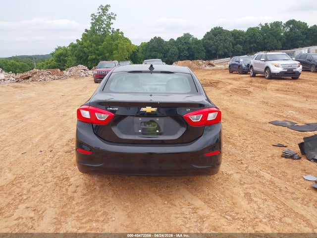 45472356 :رقم المزاد ، 1G1BE5SM5H7226909 vin ، 2017 Chevrolet Cruze Lt Auto مزاد بيع