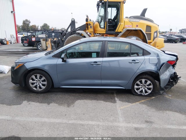 5YFEPRAE7LP047293 Toyota COROLLA LE