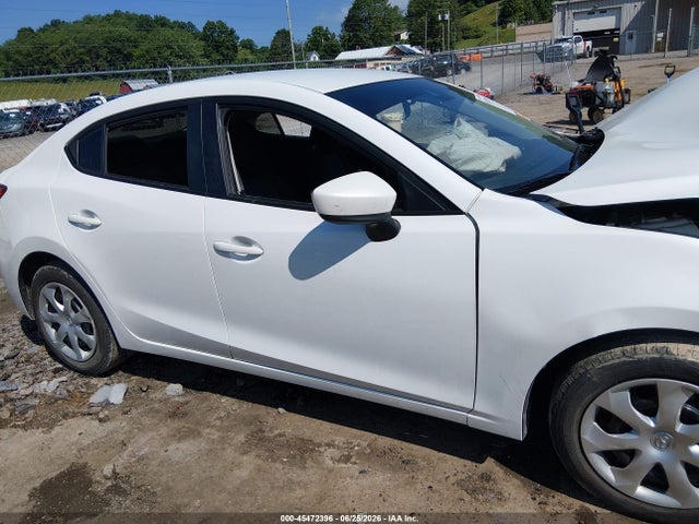 Aukcja sprzedaży 2018 Mazda Mazda3 Sport, vin: 3MZBN1U70JM214716, numer aukcji: 45472396