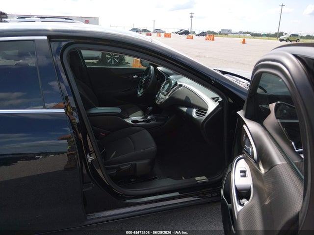 Chevrolet MALIBU LT 2018 1G1ZD5ST4JF239512 Image 5