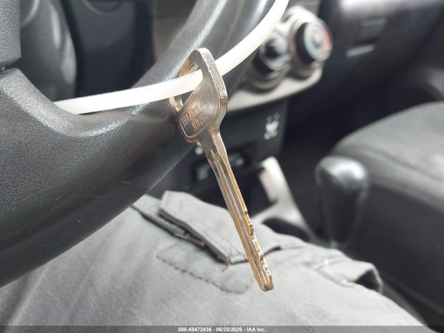 Scion XD 2014 JTKKUPB48E1040200 Image 11