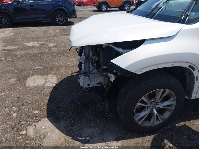 Toyota Highlander Xle V6 2015 5TDJKRFHXFS144614 Image 6