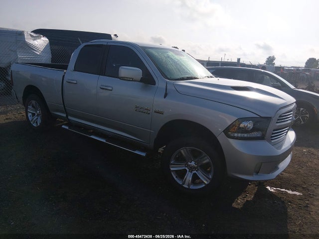 45472438 :رقم المزاد ، 1C6RR6HT0FS755703 vin ، 2015 Ram 1500 Sport مزاد بيع